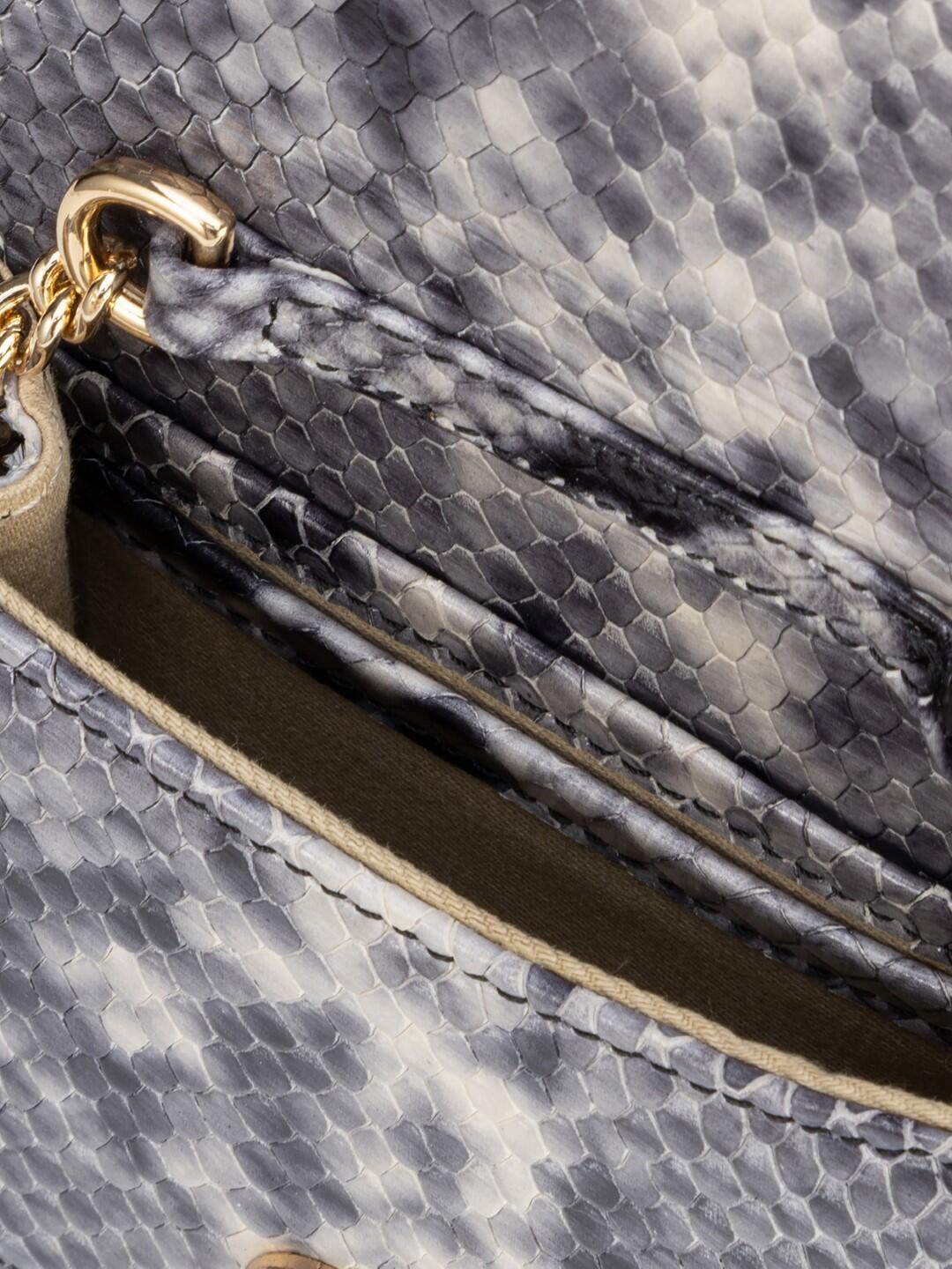 Lumi-python Grey-5.jpg