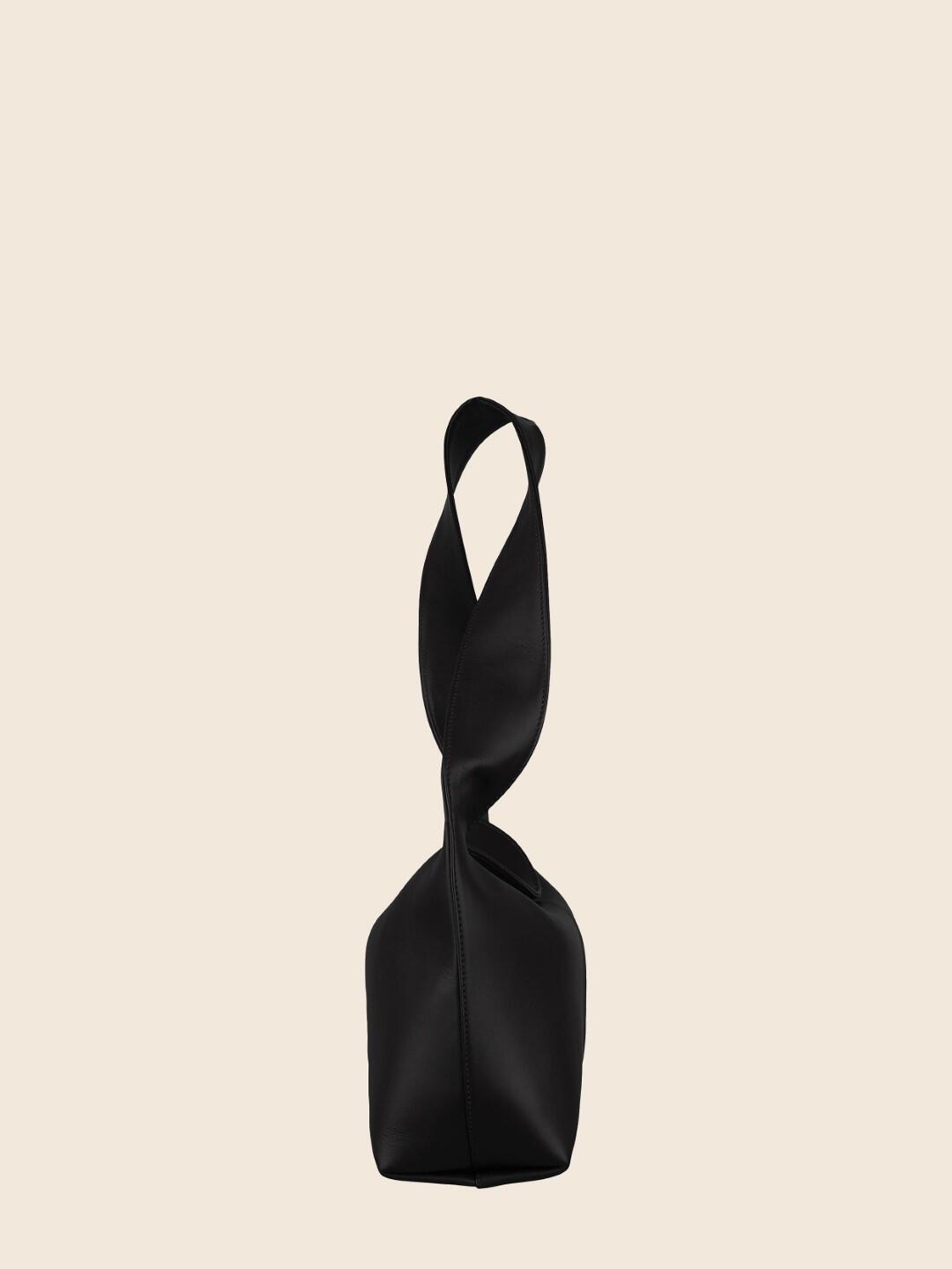 Numa-Classic_Black-2.jpg