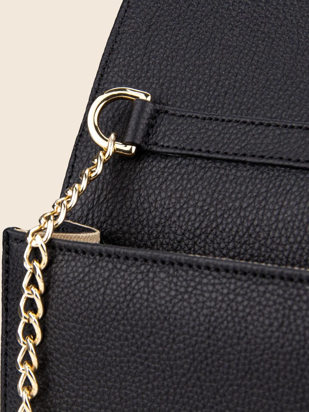Vera-Classic Black-4.jpg